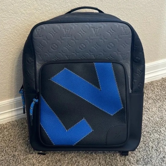 Louis Vuitton Dean Backpack Grey, Style Number M59924. - Picture 2 of 4